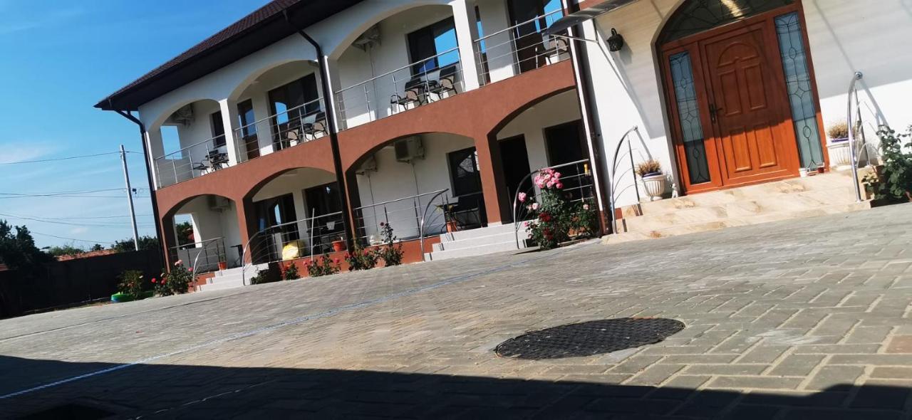 Hotel Casa Coco Două Mai Exterior foto